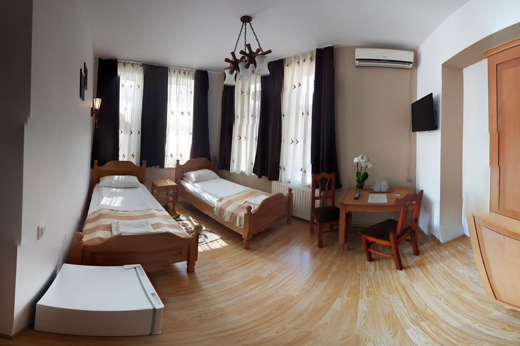 Pensiunea Muresul Târgu-Mureş Exterior foto